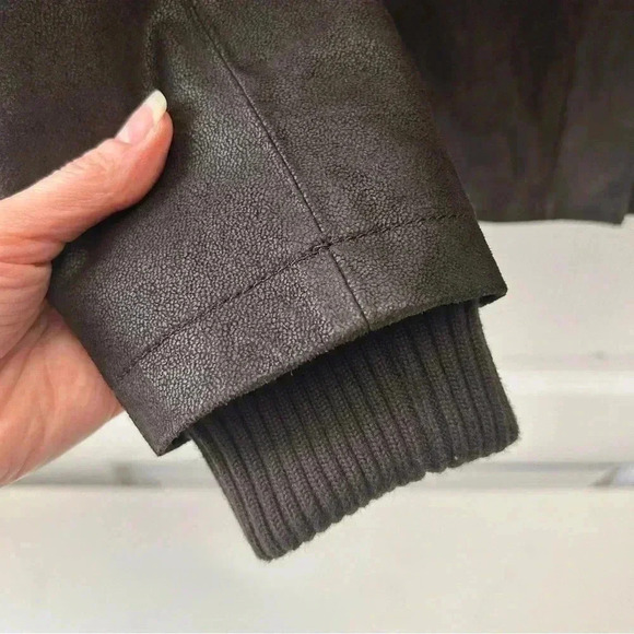 Danier  Suede Bomber Jacket Hooded Faux Fur Trim Chocolate Brown Size 2XS - Picture 5 of 14